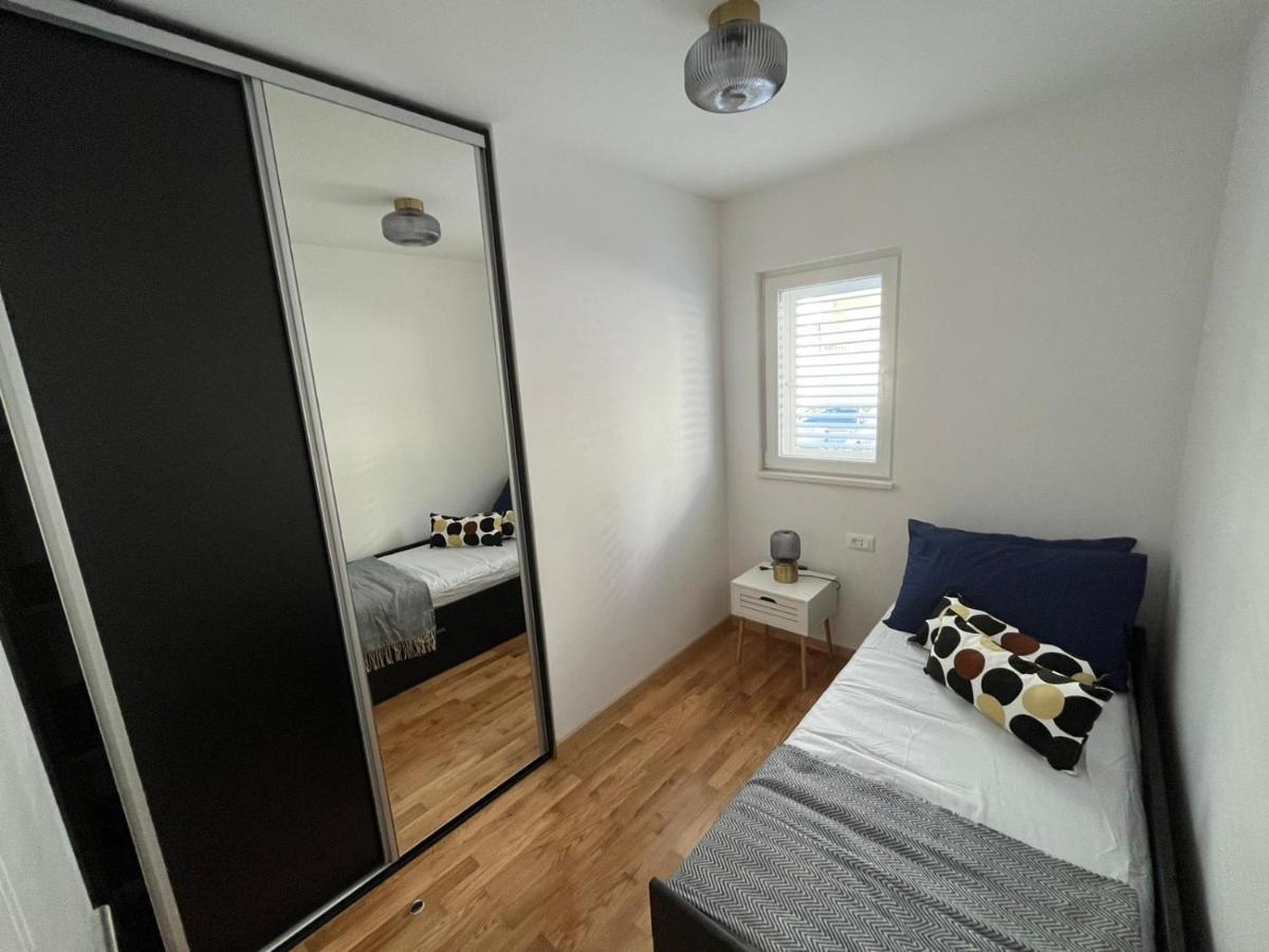 Apartman J&M Daire Makarska Dış mekan fotoğraf